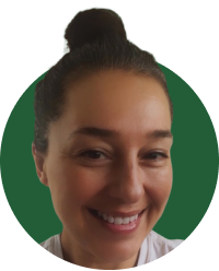 paula-batras_email-headshot_green